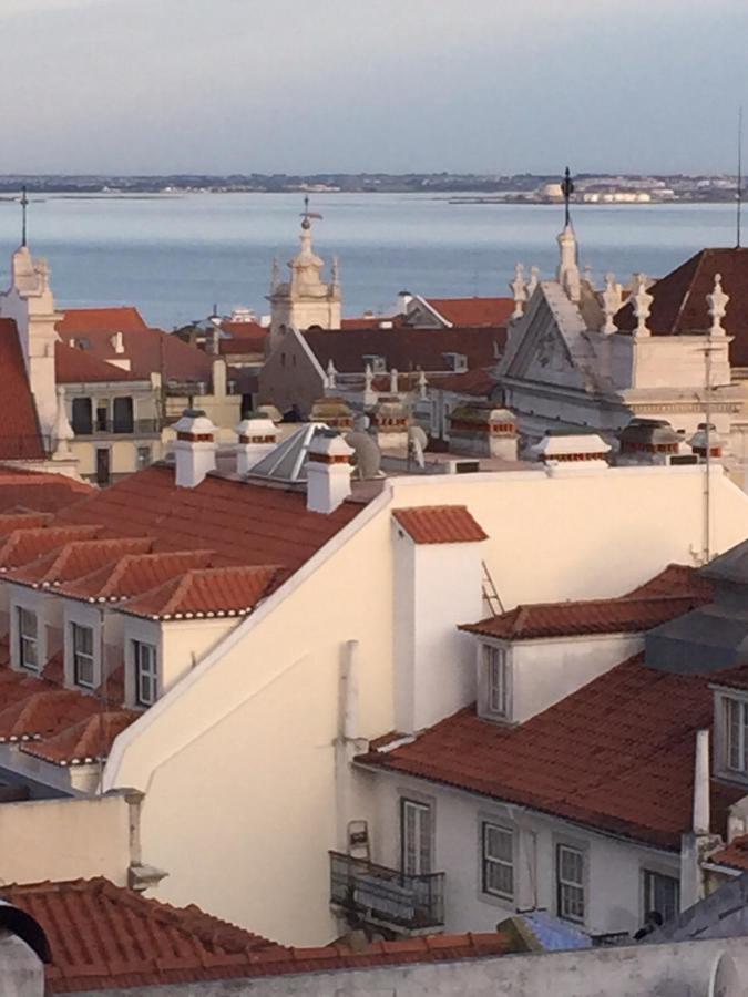 Amazing Rooftop Terrace With River And Historic City View 4 Bedrooms 4 Bathrooms Ac 19Th Century Building Chiado Lisabona Exterior foto
